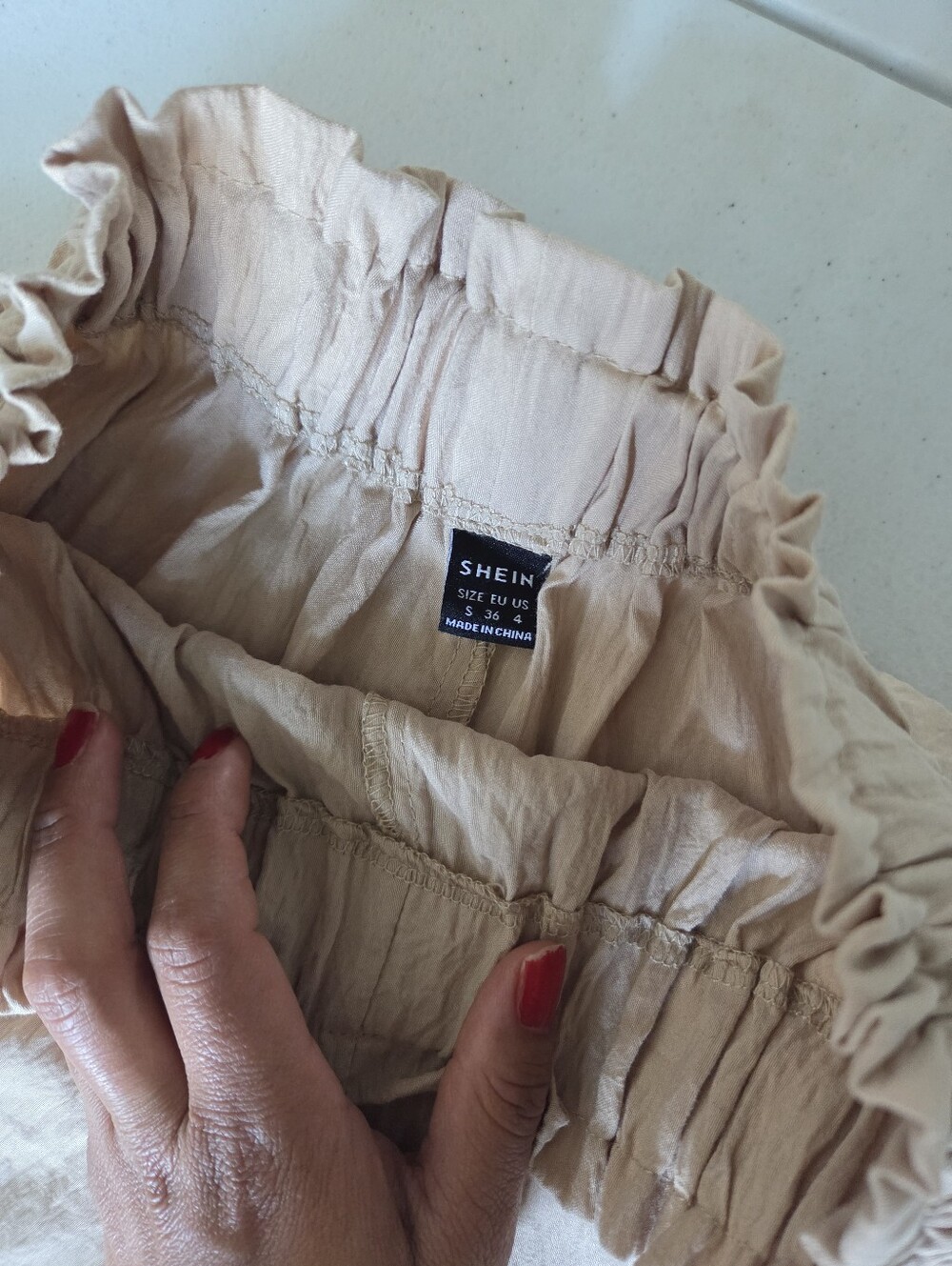 SHEIN Beige 2 Piece Crop Top And Shorts Set - Picture 4 of 4